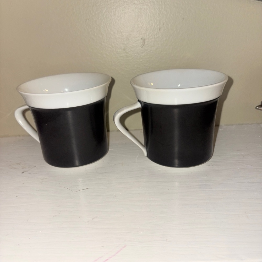 2 Mikasa tempo seventy fine china tea coffee cups mugs made in Japan